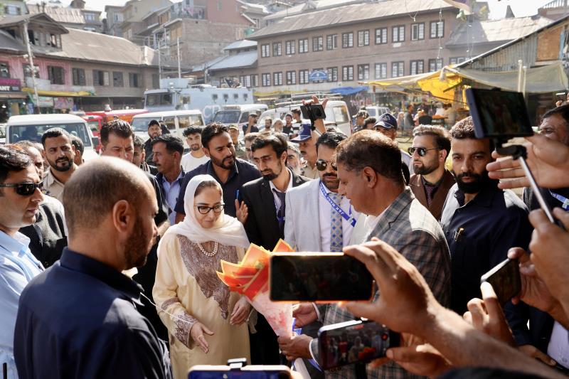 Dr Syed Darakhshan inaugurates Sabaat Complex & High-tech Conference Hall at Chrar-e-Sharief