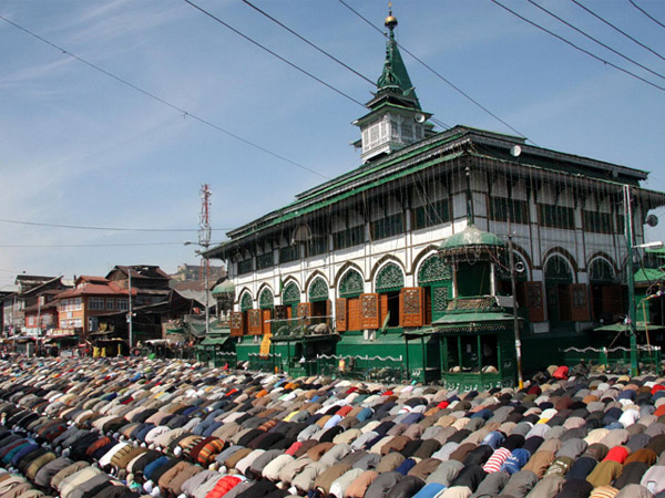 Shah E Hamdan R.H Mosque